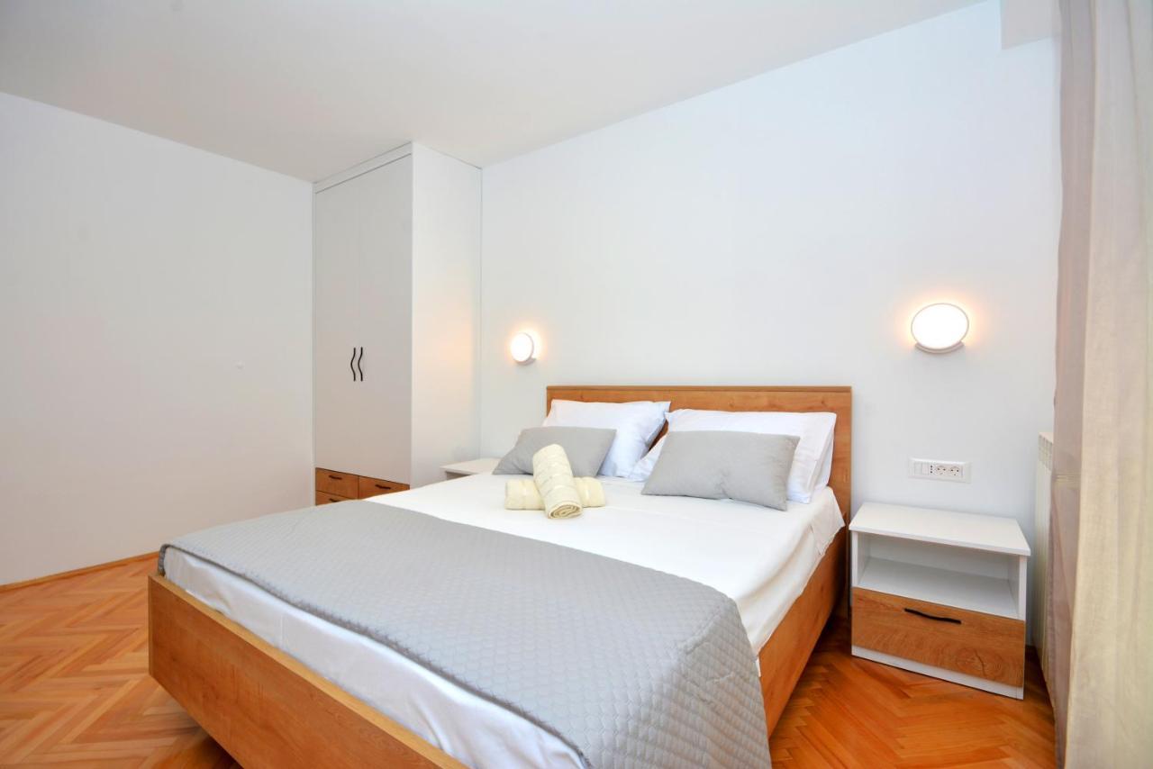 Apartments Radeljic Podstrana Eksteriør billede